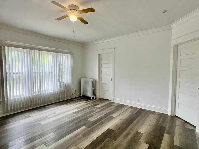 306 N Center St — Photo 7