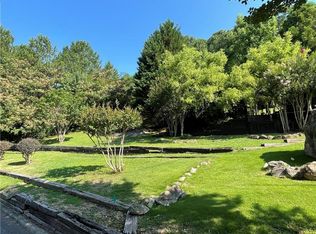 4895 Erin Rd SW, Atlanta, GA 30331