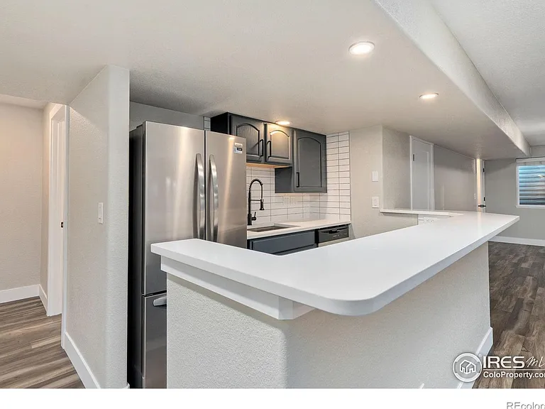1920 79th Ave — Photo 11