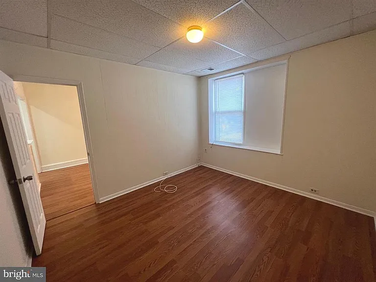 7979 Oxford Ave #2 — Photo 11