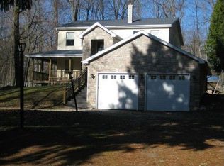 5426 Woodland Rd, Sheboygan, WI 53081