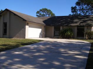 879 Remsen Ave NW, Palm Bay, FL 32907