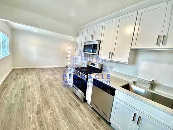 3rd image of 1803 Manhattan Beach Blvd