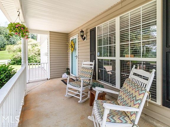 2nd image of 6215 Countryland Dr