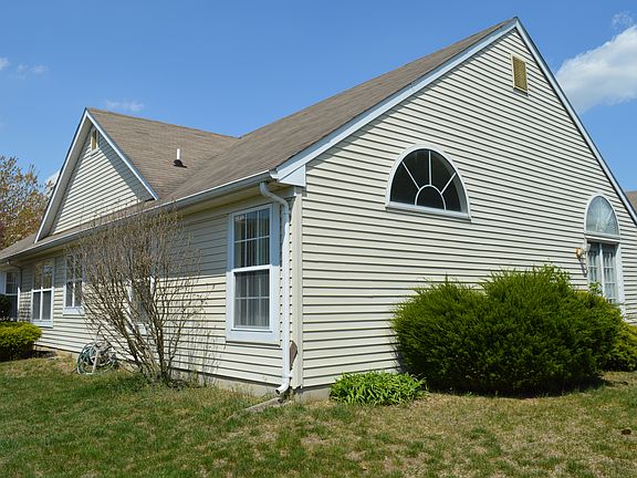 4th image of 2655 Rockport Ln