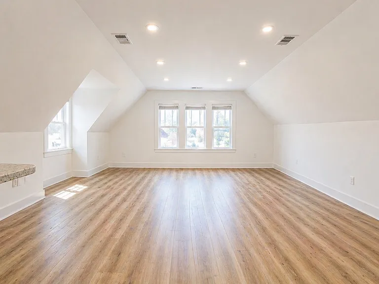 1662 Eddington Rd #3 — Photo 3
