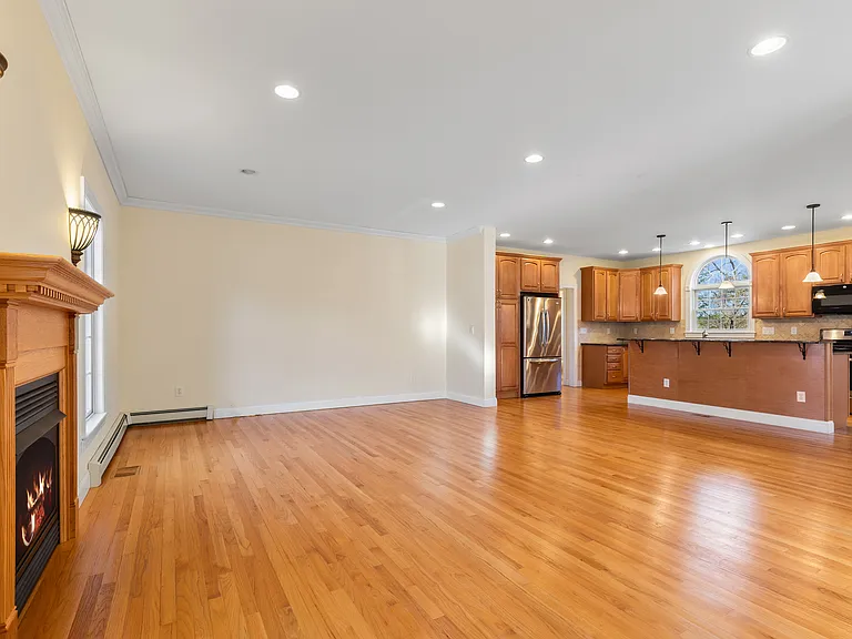 243 Knollwood Ave #1 — Photo 13