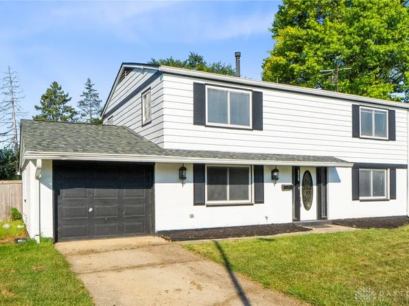 6929 Morley Ln, Huber Heights, OH 45424