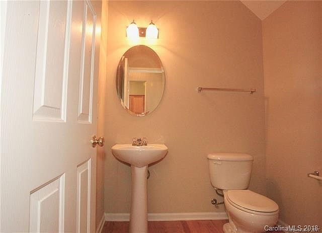 2nd image of 2849 Summergrove Ct