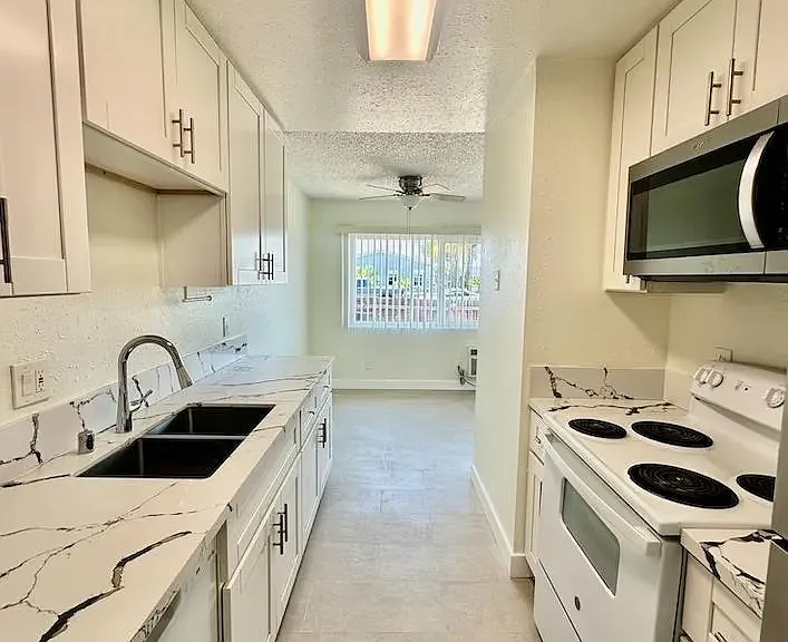 1254 Sumner Ave #A — Photo 3