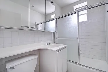 Rented by Urbane Brokerage