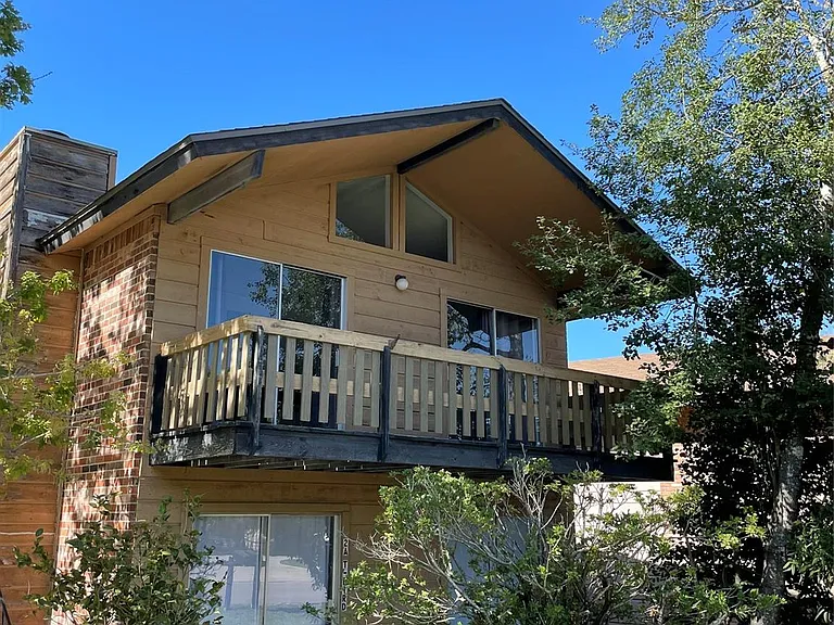 2 Thunderbird Dr #A — Photo 1