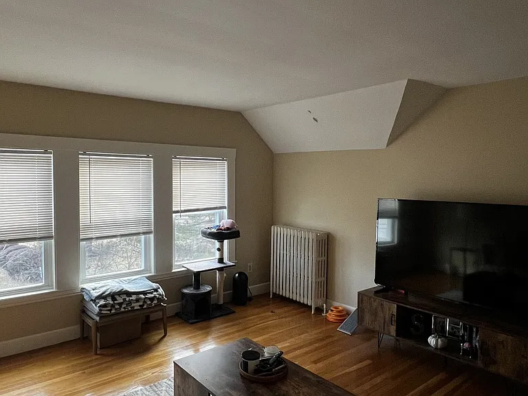 145 Sylvan St #5 — Photo 15