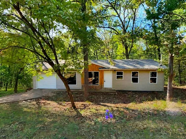 113 Cochise Rd, Cherokee Village, AR 72529