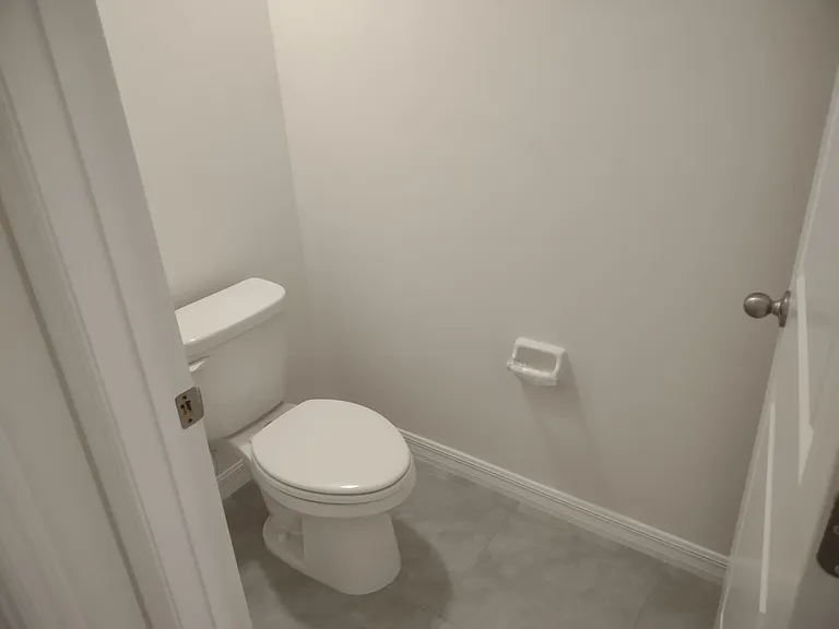 5215 Byronic Ct — Photo 8