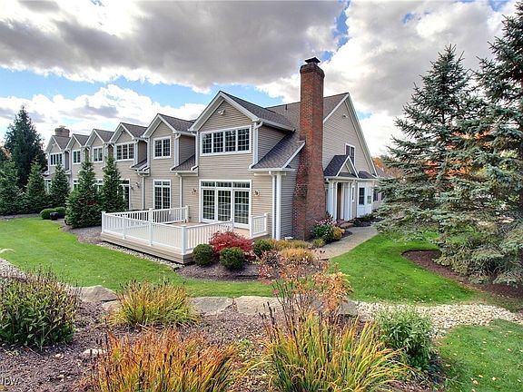 4th image of 16915 Knolls Way
