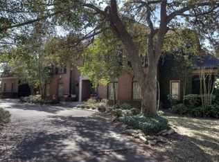 597 Piney Point Rd, Houston, TX 77024