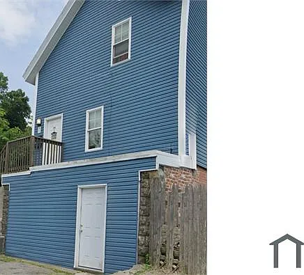3 bed, 1600 sqft, $2,800 — Photo 1