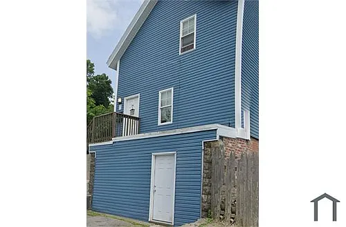 24 Westminster St Photo 1