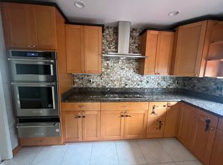 8356 Mayhews Landing Rd, Newark, CA 94560