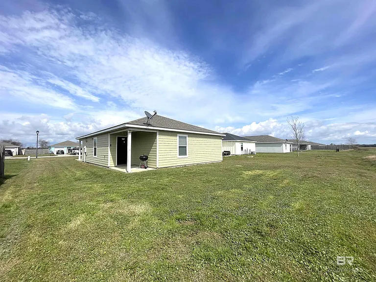 15142 Marem Dr — Photo 33