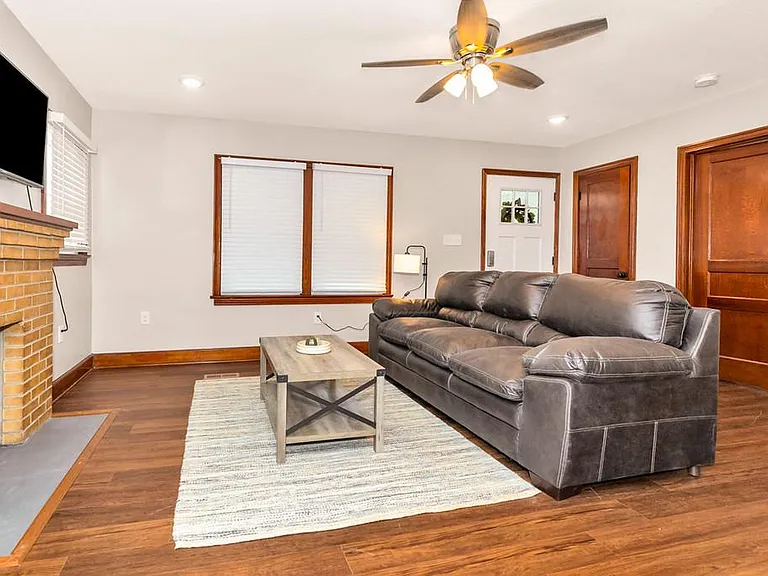 2806 Union Dr NW — Photo 1
