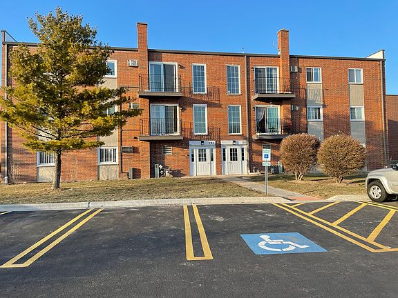 2nd image of 127 Elk St #326