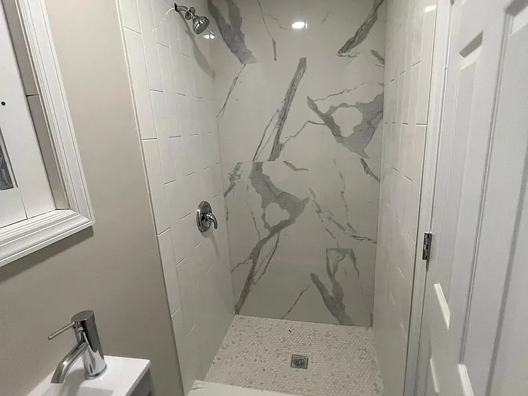 485 Lakeside Ave #2R — Photo 6