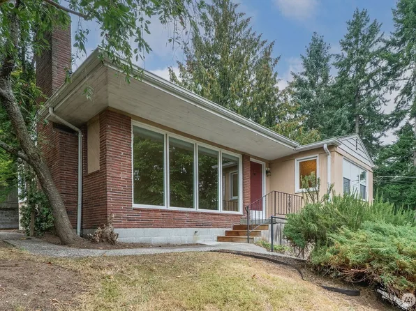 9119 17th Avenue NE, Seattle, WA 98115