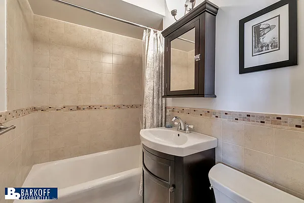 Rented by Barkoff Residential  | media 12