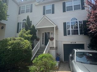 6718 Cinnamon Dr, Philadelphia, PA 19128