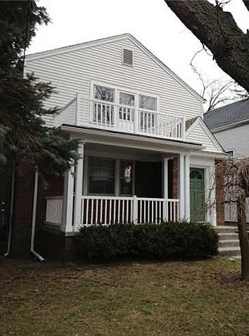 1st image of 143 Park Dr