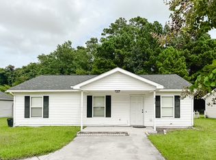 313 Church Rd, Havelock, NC 28532