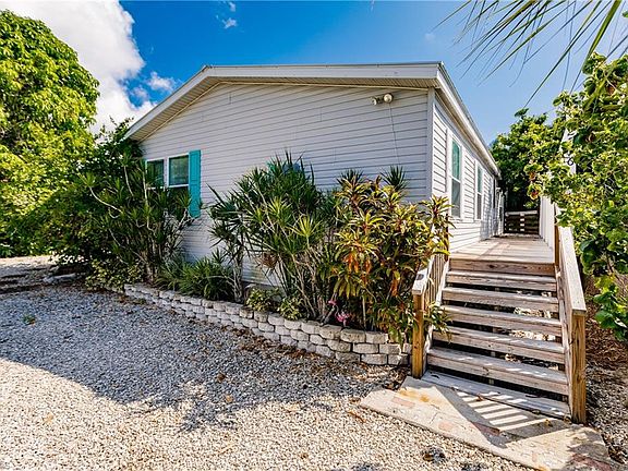 2nd image of 2716 N Ibis Ct