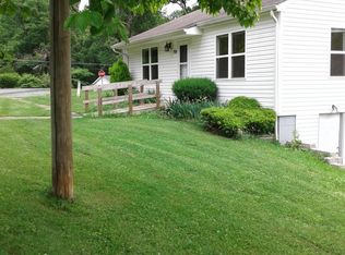104 Poplar Ln, Kingsport, TN 37663