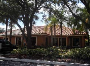 8330 Coral Lake Dr, Pompano Beach, FL 33065