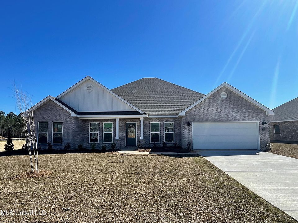 1st image of 17031 River Hills Dr
