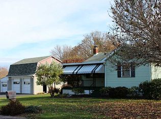 518 Calvin Ln, Latrobe, PA 15650