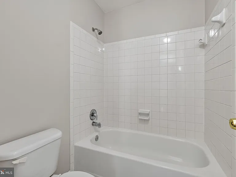 15063 Cherrydale Dr — Photo 27