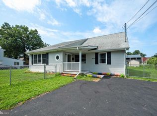 826 2nd Ave, Croydon, PA 19021
