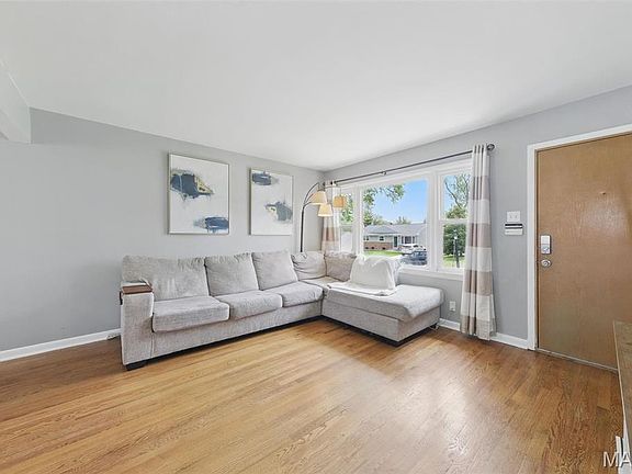5th image of 10851 Mallory Dr
