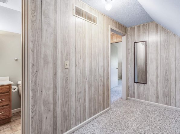 10929 Lincoln Hwy E, New Haven, IN 46774