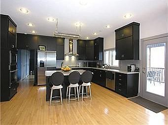 3rd image of 8009 N Mattox Ave