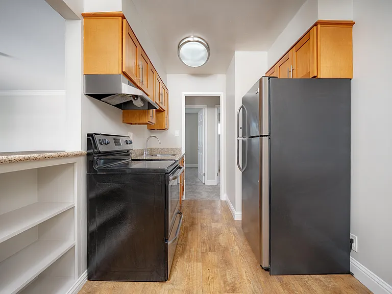 Palms C26 kitchen2 Palms C26 kitchen2