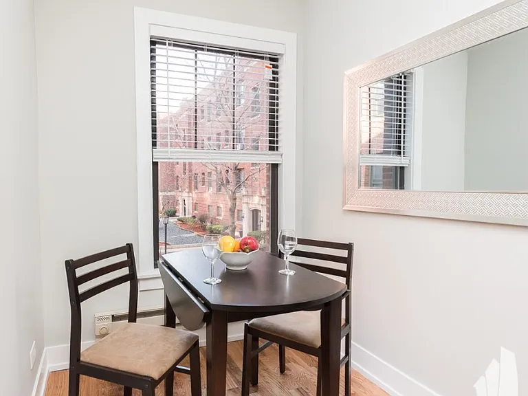 2915 N Mildred Ave #2 — Photo 4