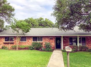 1100 Sul Ross Dr, Bryan, TX 77802