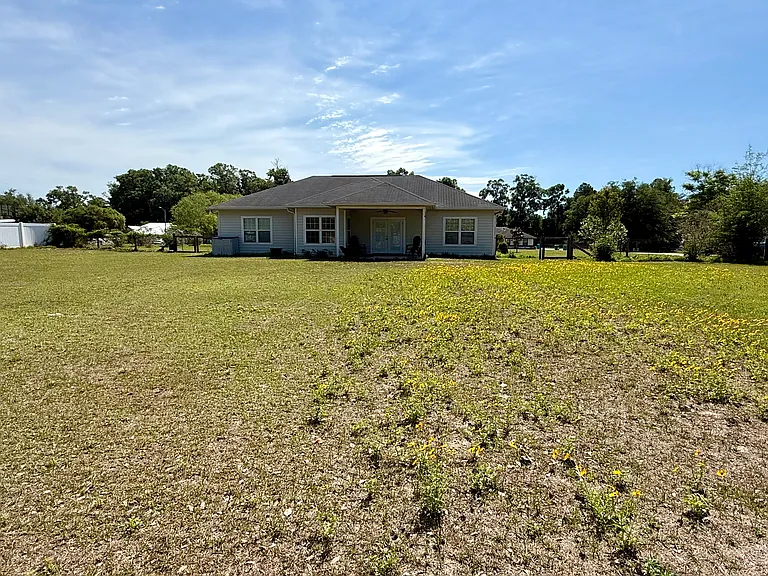 Lots of open space in the backyard!