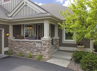 1279 Palisade Cir, Woodbury, MN 55129