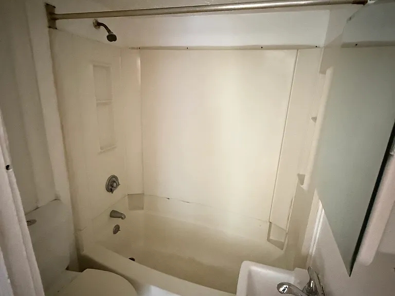39 Grand St #4 — Photo 10