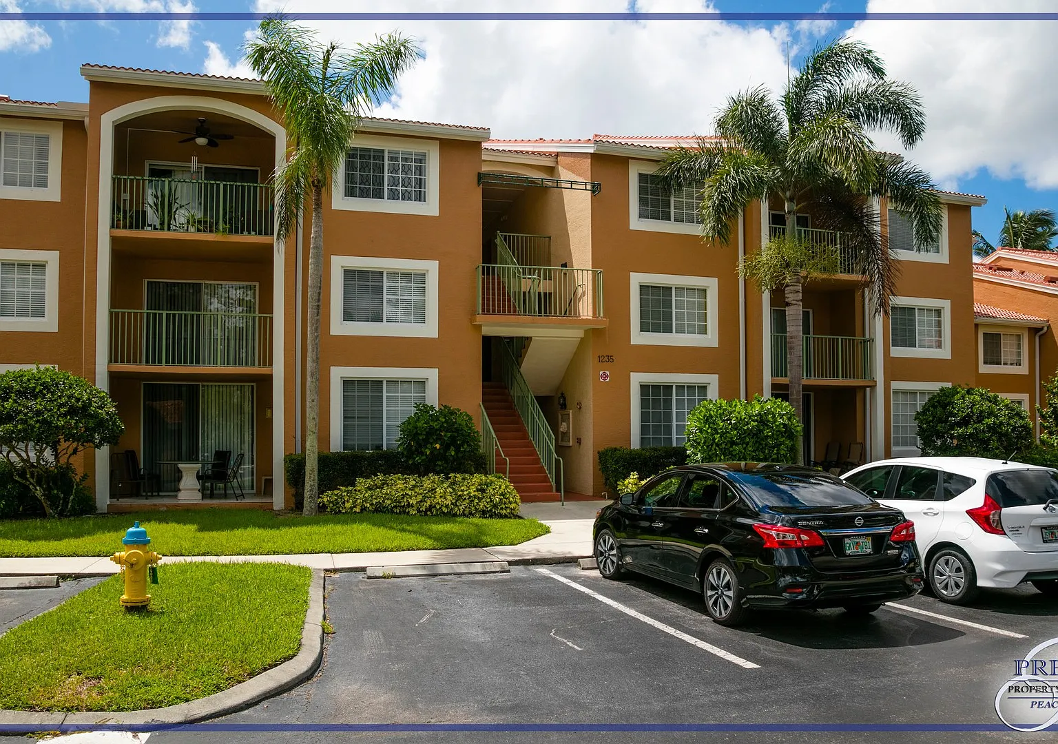 ** Short Term Or Seasonal ** Enclave - Close To Beaches - Resort Style Amenities — Photo 4